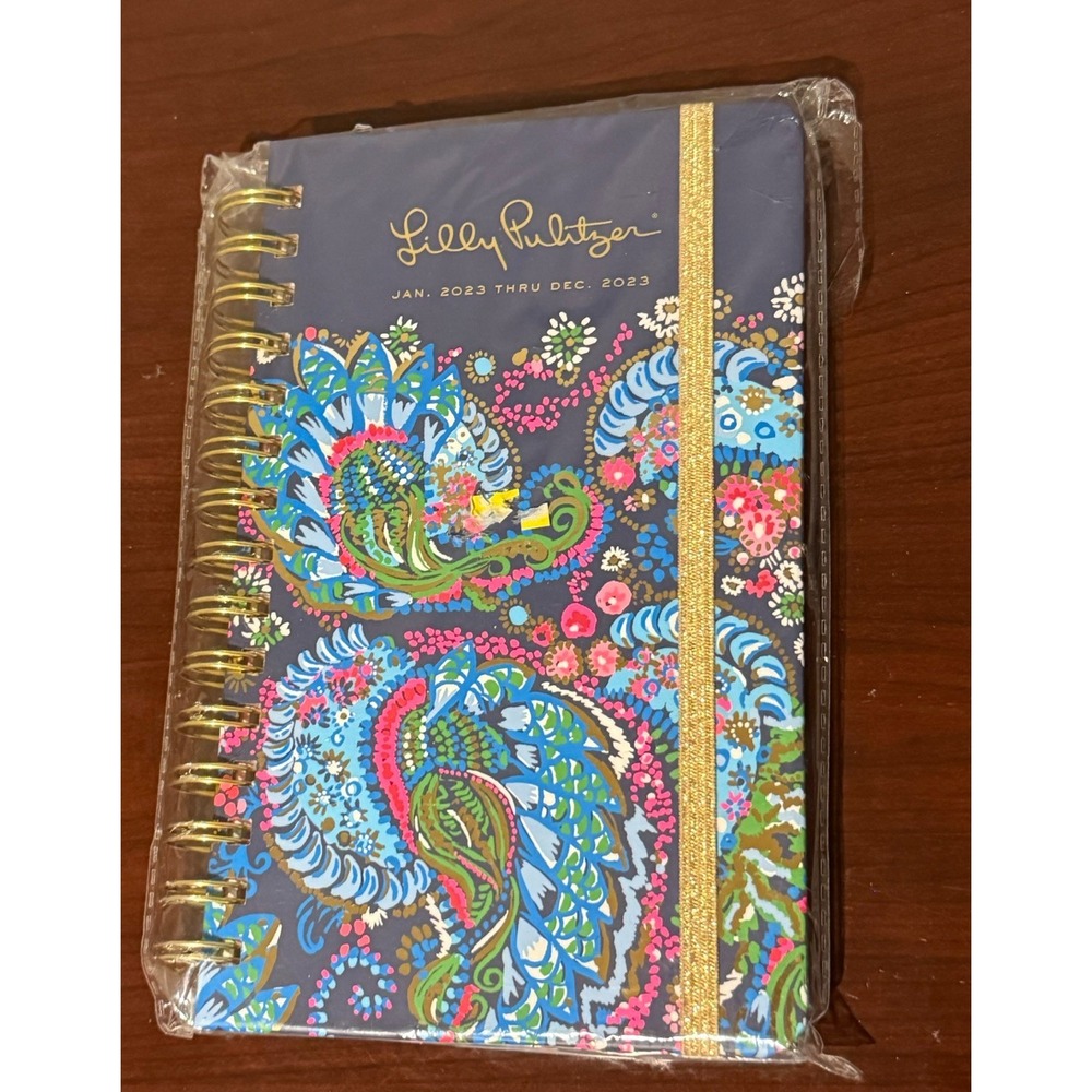 Lilly Pulitzer 12 Month Medium Planner Jan 23- Dec 23 Take Me To The Sea